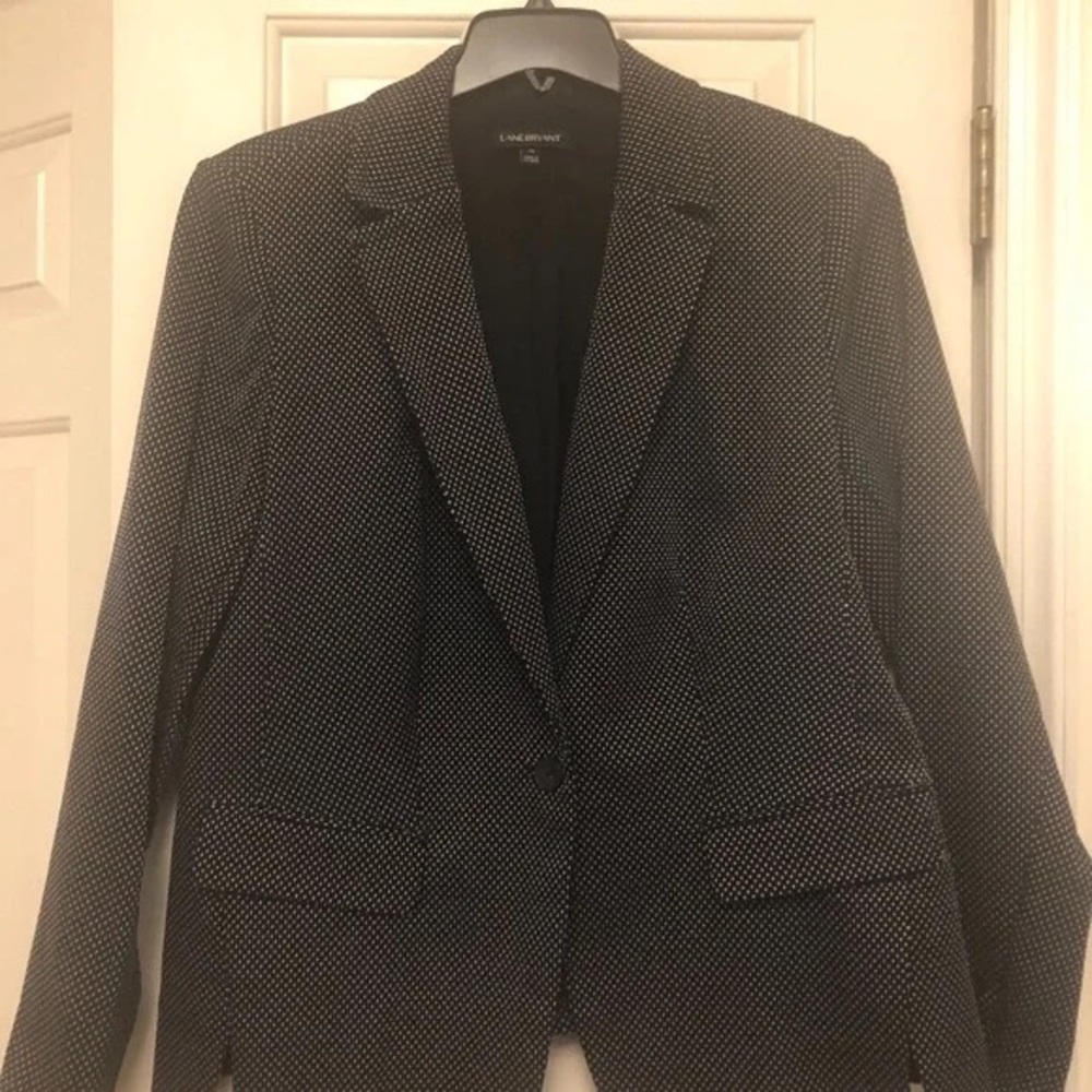 Lane Bryant plus sized blazer with small dots, classic black and white size 16 - Picture 5 of 6